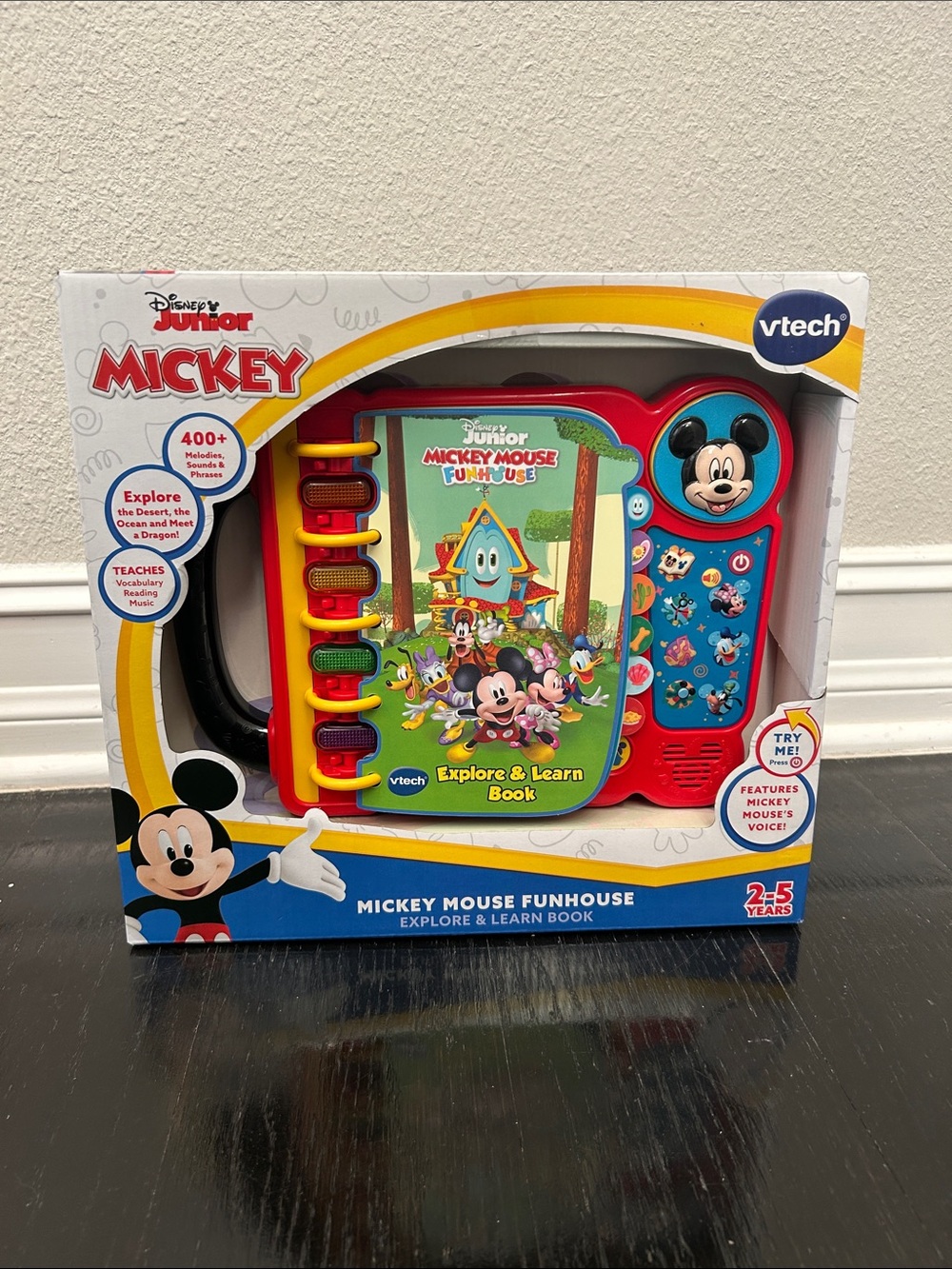 VTech Disney Junior Mickey Mouse Funhouse Explore and Learn Book
